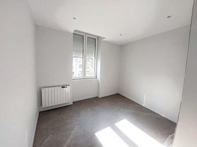 APPARTEMENT T2 A LOUER - ST ETIENNE - 36.3 m2 - 515 € charges comprises par mois