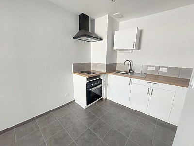 APPARTEMENT T2 A LOUER - ST ETIENNE - 34.21 m2 - 520 € charges comprises par mois