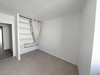 APPARTEMENT T2 A LOUER - ST ETIENNE - 34.21 m2 - 520 € charges comprises par mois