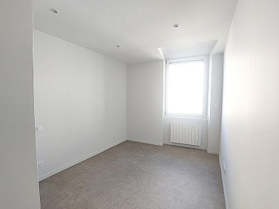 APPARTEMENT T2 A LOUER - ST ETIENNE - 34.21 m2 - 520 € charges comprises par mois