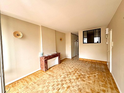 APPARTEMENT T2 A LOUER - ST ETIENNE - 47.74 m2 - 545 € charges comprises par mois