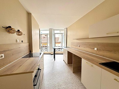 APPARTEMENT T2 A LOUER - ST ETIENNE - 47.74 m2 - 545 € charges comprises par mois