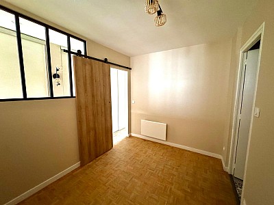 APPARTEMENT T2 A LOUER - ST ETIENNE - 47.74 m2 - 545 € charges comprises par mois
