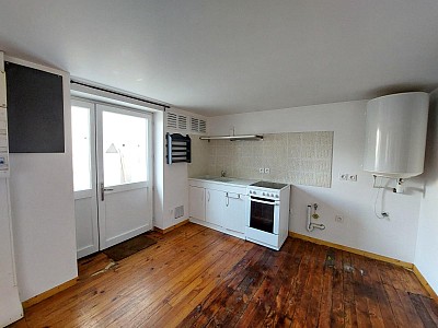 APPARTEMENT T2 A LOUER - ST ETIENNE - 35.24 m2 - 350 € charges comprises par mois