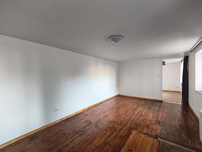 APPARTEMENT T2 A LOUER - ST ETIENNE - 35.24 m2 - 350 € charges comprises par mois