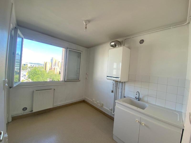 APPARTEMENT T2 A LOUER - ST ETIENNE - 36.57 m2 - 407 &euro; charges comprises par mois