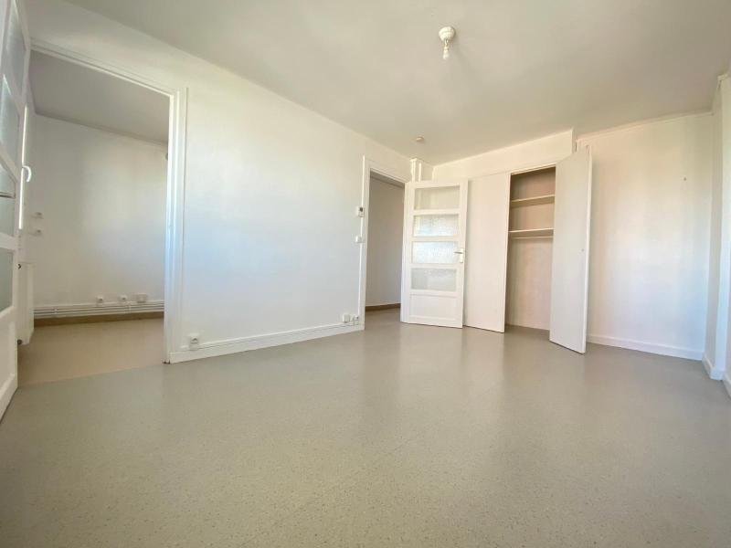APPARTEMENT T2 A LOUER - ST ETIENNE - 36.57 m2 - 407 &euro; charges comprises par mois