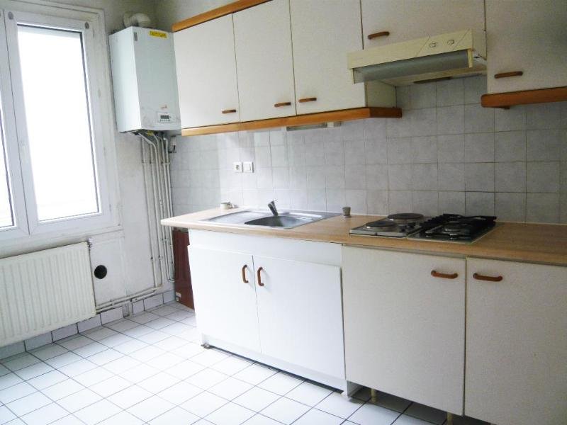 APPARTEMENT T2 A LOUER - ST ETIENNE - 45.7 m2 - 380 &euro; charges comprises par mois