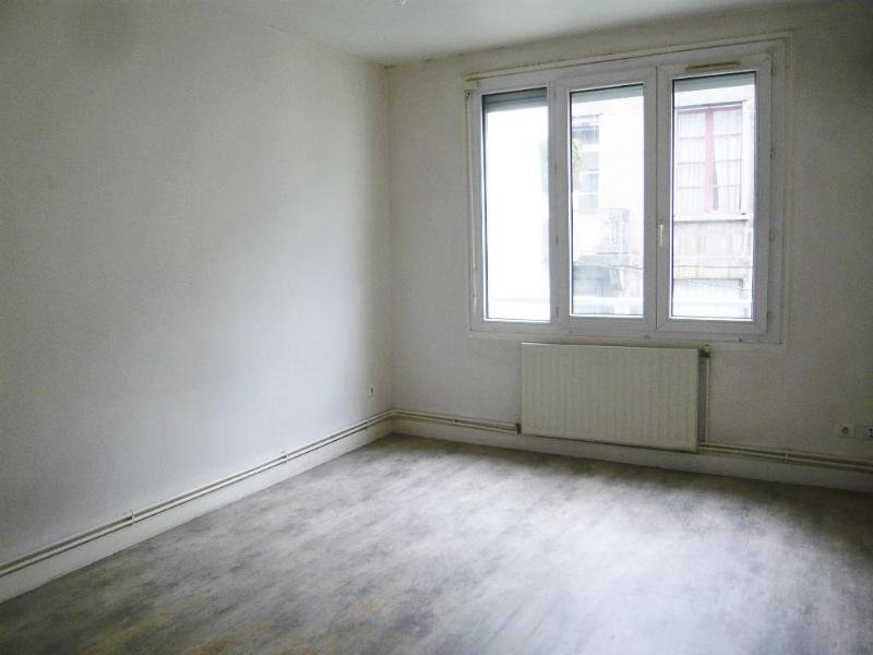 APPARTEMENT T2 A LOUER - ST ETIENNE - 45.7 m2 - 380 &euro; charges comprises par mois