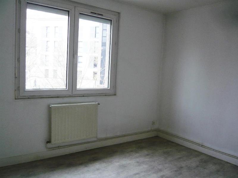 APPARTEMENT T2 A LOUER - ST ETIENNE - 45.7 m2 - 380 &euro; charges comprises par mois