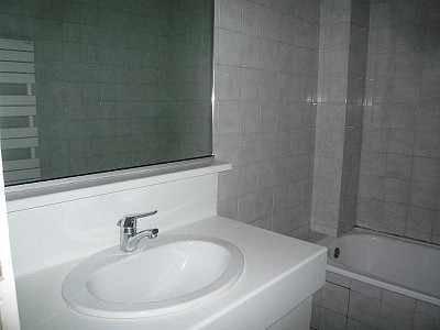 APPARTEMENT T2 A LOUER - ST ETIENNE - 45.7 m2 - 380 € charges comprises par mois