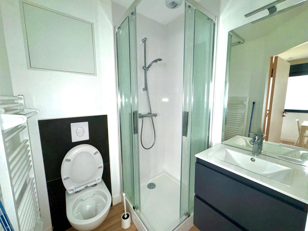 APPARTEMENT T2 A LOUER - ST ETIENNE - 17.52 m2 - 345 &euro; charges comprises par mois
