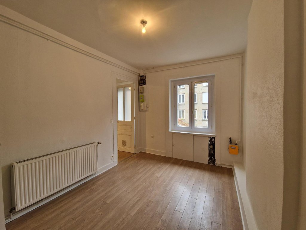 APPARTEMENT T2 A LOUER - ST ETIENNE - 43.01 m2 - 430 &euro; charges comprises par mois