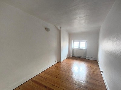 APPARTEMENT T2 A LOUER - ST ETIENNE - 53.86 m2 - 425 € charges comprises par mois