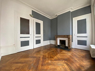 APPARTEMENT T2 A LOUER - ST ETIENNE - 50 m2 - 420 &euro; charges comprises par mois