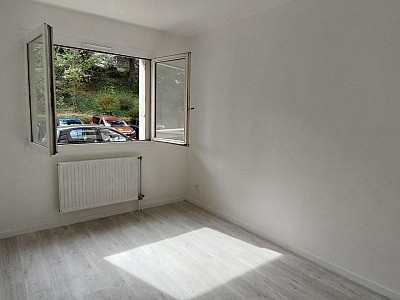 APPARTEMENT T2 A LOUER - ST ETIENNE - 50.13 m2 - 562 &euro; charges comprises par mois