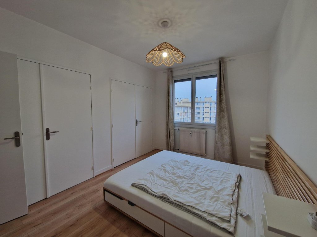 APPARTEMENT T2 A LOUER - ST ETIENNE - 49.55 m2 - 595 &euro; charges comprises par mois