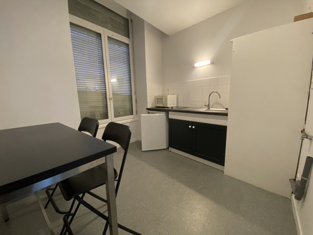 APPARTEMENT T2 A LOUER - ST ETIENNE - 41.02 m2 - 500 &euro; charges comprises par mois