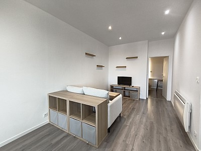 APPARTEMENT T2 A LOUER - ST ETIENNE - 53.93 m2 - 590 € charges comprises par mois