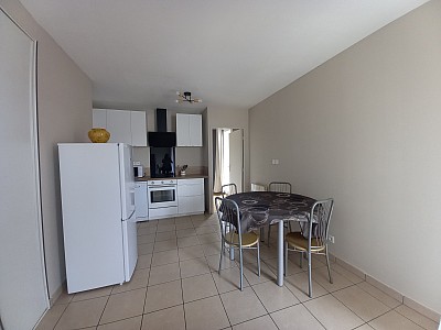 APPARTEMENT T2 A LOUER - ST ETIENNE - 47.83 m2 - 590 € charges comprises par mois