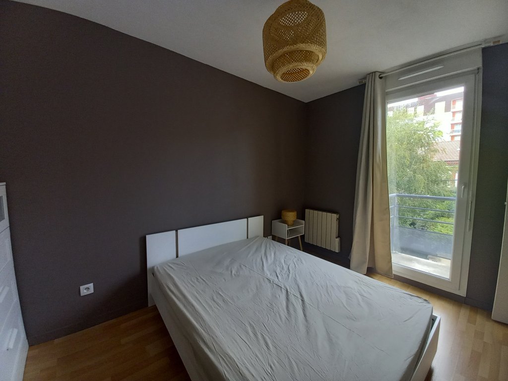 APPARTEMENT T2 A LOUER - ST ETIENNE - 47.83 m2 - 590 &euro; charges comprises par mois