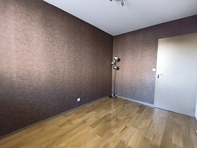 APPARTEMENT T2 A LOUER - ST ETIENNE - 30.94 m2 - 345 € charges comprises par mois