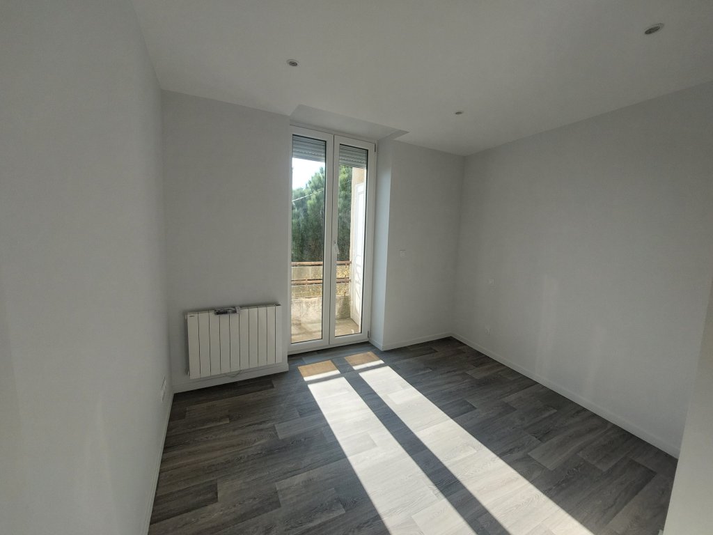 APPARTEMENT T2 A LOUER - ST ETIENNE - 36.3 m2 - 495 &euro; charges comprises par mois