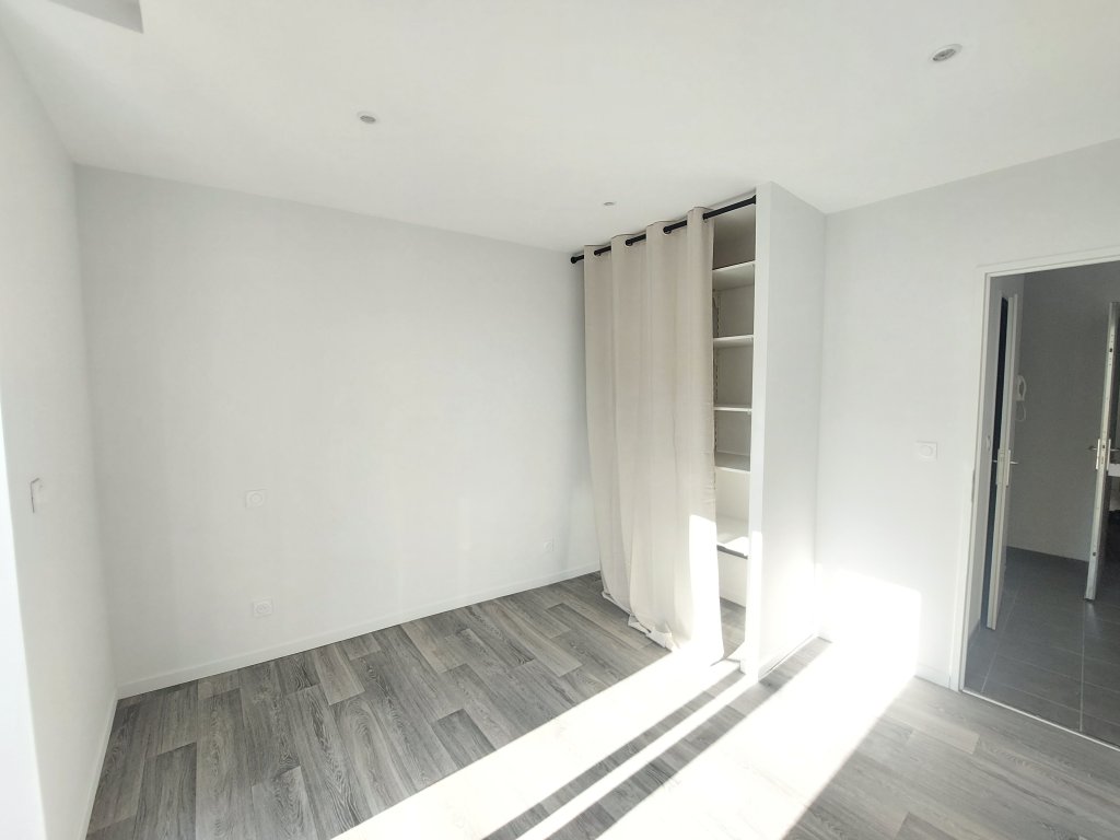 APPARTEMENT T2 A LOUER - ST ETIENNE - 36.3 m2 - 495 &euro; charges comprises par mois