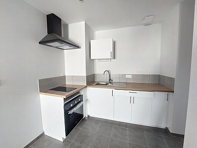 APPARTEMENT T2 A LOUER - ST ETIENNE - 34.07 m2 - 495 € charges comprises par mois