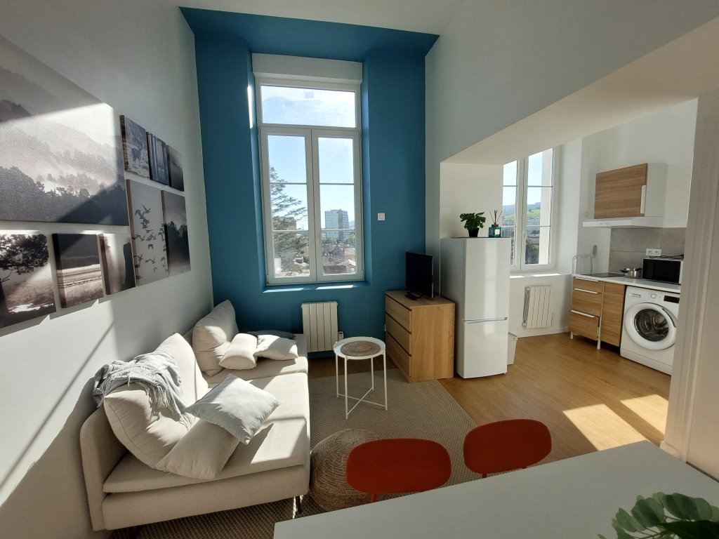APPARTEMENT T2 A LOUER - ST ETIENNE - 31.35 m2 - 490 &euro; charges comprises par mois