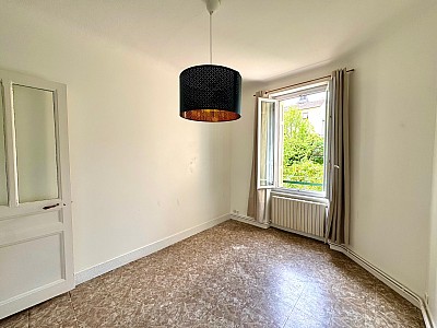 APPARTEMENT T2 A LOUER - ST ETIENNE - 53.85 m2 - 460 € charges comprises par mois