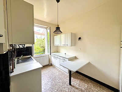 APPARTEMENT T2 A LOUER - ST ETIENNE - 53.85 m2 - 460 € charges comprises par mois