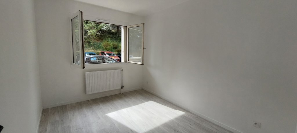 APPARTEMENT T2 A LOUER - ST ETIENNE - 50.13 m2 - 540 &euro; charges comprises par mois