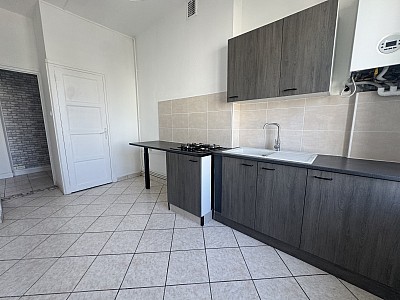 APPARTEMENT T2 A LOUER - ST ETIENNE - 47.24 m2 - 500 € charges comprises par mois