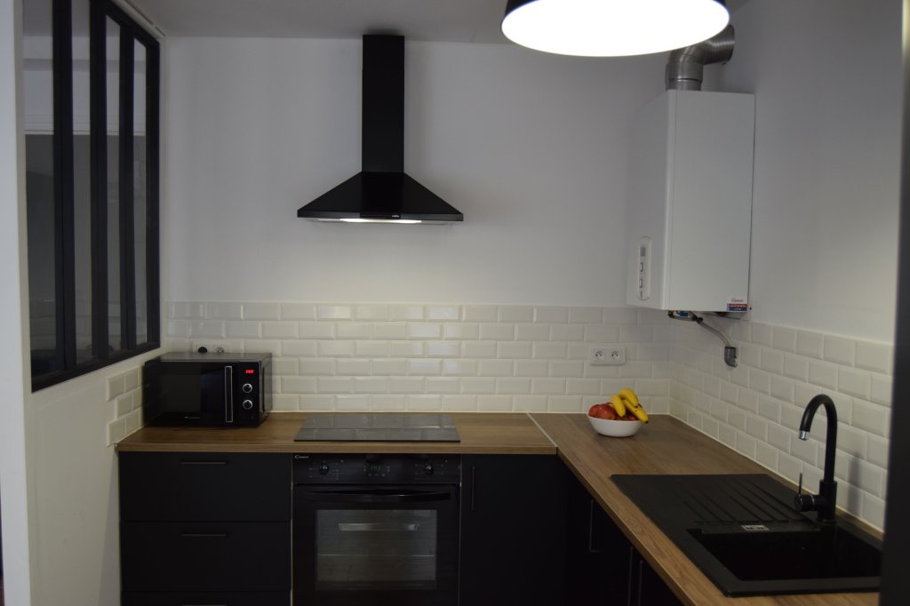 APPARTEMENT T2 A LOUER - ST ETIENNE - 50.59 m2 - 680 &euro; charges comprises par mois