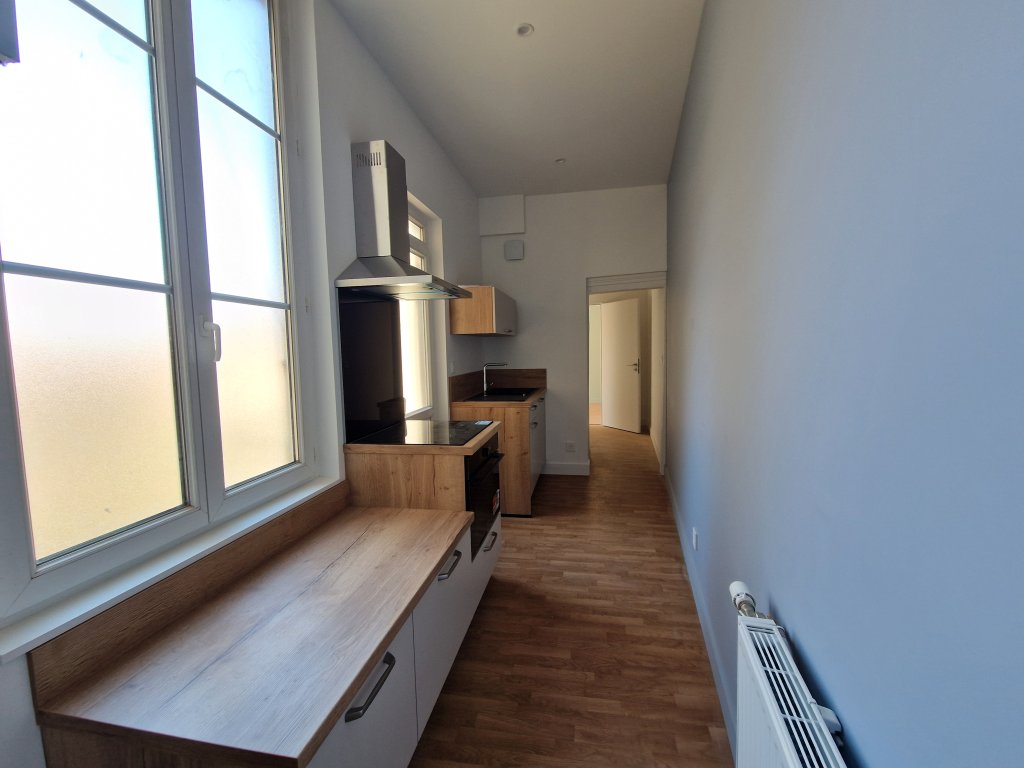 APPARTEMENT T2 A LOUER - ST ETIENNE - 48.37 m2 - 490 &euro; charges comprises par mois
