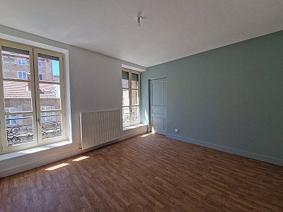 APPARTEMENT T2 A LOUER - ST ETIENNE - 48.37 m2 - 490 € charges comprises par mois