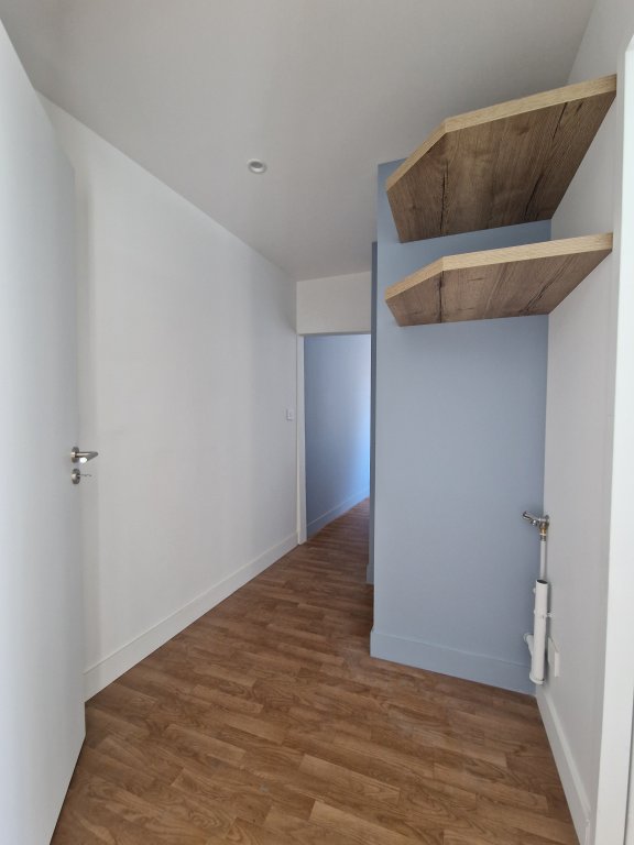 APPARTEMENT T2 A LOUER - ST ETIENNE - 48.37 m2 - 490 &euro; charges comprises par mois