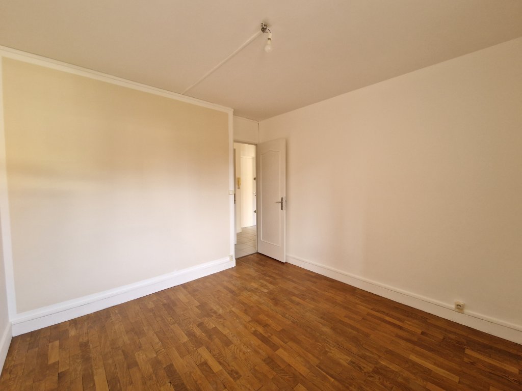 APPARTEMENT T2 A LOUER - ST ETIENNE - 43.03 m2 - 510 &euro; charges comprises par mois