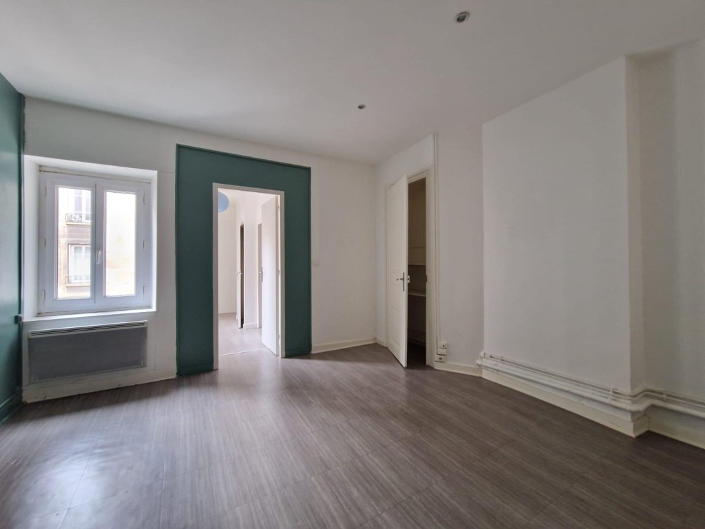 APPARTEMENT T2 A LOUER - ST ETIENNE - 80 m2 - 545 &euro; charges comprises par mois