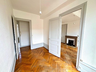 APPARTEMENT T2 A LOUER - ST ETIENNE - 39.06 m2 - 420 € charges comprises par mois