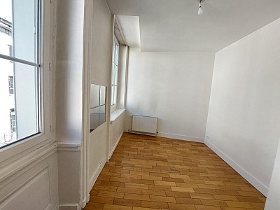 APPARTEMENT T2 A LOUER - ST ETIENNE - 39.36 m2 - 415 € charges comprises par mois