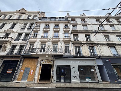 APPARTEMENT T2 A LOUER - ST ETIENNE - 52.8 m2 - 455 € charges comprises par mois
