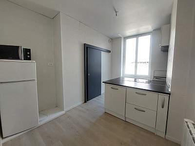 APPARTEMENT T2 A LOUER - ST ETIENNE - 49.45 m2 - 455 € charges comprises par mois