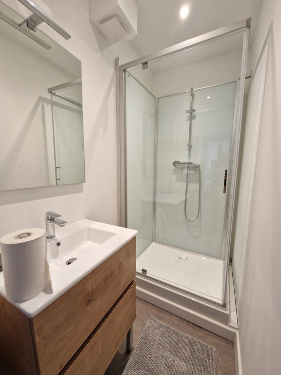 APPARTEMENT T2 A LOUER - ST ETIENNE - 41.32 m2 - 540 &euro; charges comprises par mois