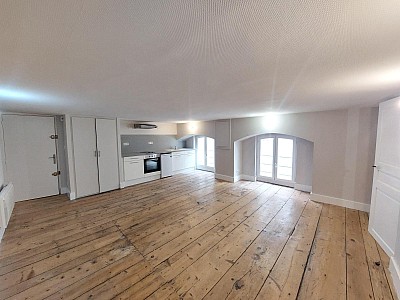 APPARTEMENT T2 A LOUER - ST ETIENNE - 49 m2 - 440 € charges comprises par mois