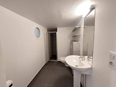 APPARTEMENT T2 A LOUER - ST ETIENNE - 49 m2 - 440 € charges comprises par mois