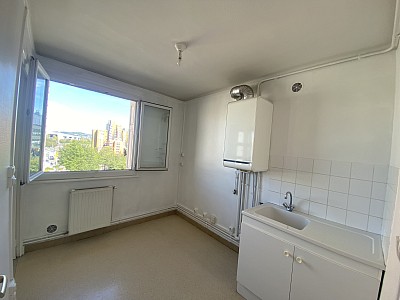 APPARTEMENT T2 A LOUER - ST ETIENNE - 36.57 m2 - 384 € charges comprises par mois
