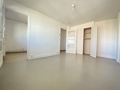 APPARTEMENT T2 A LOUER - ST ETIENNE - 36.57 m2 - 384 € charges comprises par mois