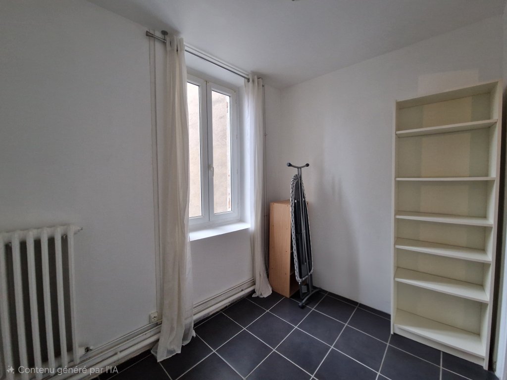 APPARTEMENT T2 A LOUER - ST ETIENNE - 61.98 m2 - 600 &euro; charges comprises par mois
